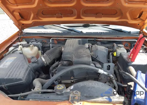 2005 Chevrolet Colorado из США, поврежденный, VIN 1GCDT198758136898